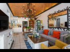 Casa Lily
