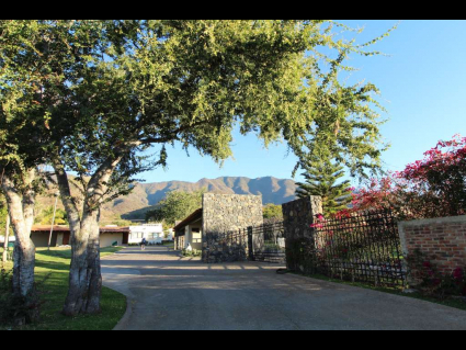 3a-LA RESERVA WEST ENTRANCE INSIDE