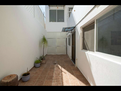 Medical building