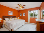 08 Villa Hansen - Principle Guest Room