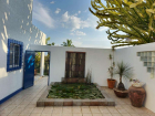 17. Casa de os sueños. fishpond