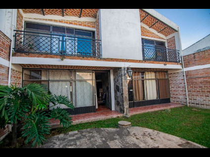 Riberas-Del-Pilar-Chapala-Casa-Oportunidad-Del-Abuelo-16-Back-Patio