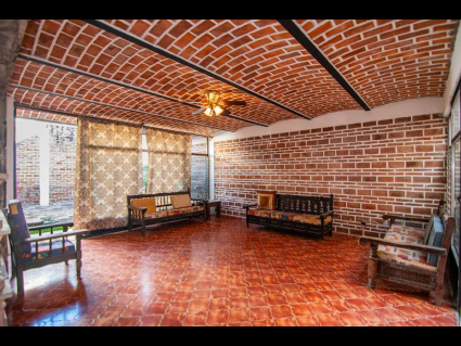Riberas-Del-Pilar-Chapala-Casa-Oportunidad-Del-Abuelo-05-Living-Area