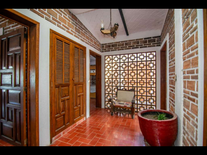 Riberas-Del-Pilar-Chapala-Casa-Oportunidad-Del-Abuelo-08-Second-Floor-Hallway