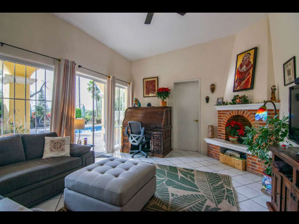 Chapala-Dream-Oasis-12-Family-Room