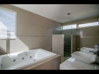 San-Nicolas-De-Ibarra- Vista-Del-Toro-05-Master-Bathroom