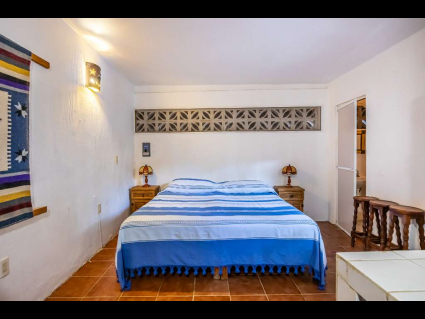 Maids Quarter Bed