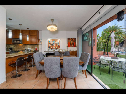 dinning room view