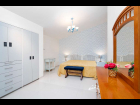 VILLA MERCEDES 13