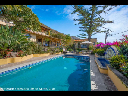17---Guest-Casita-is-Adjacent-to-the-Pool-Terrace-but-Seperate