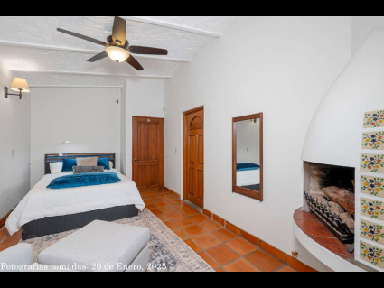 10---Guest-Bedroom-with-Fireplace