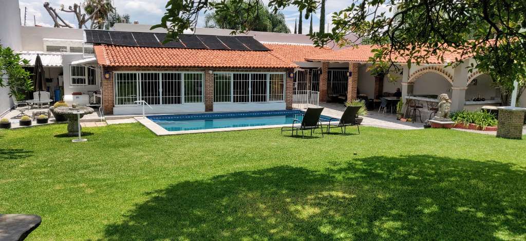 Vista completa del Jardin