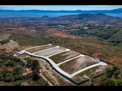 Los-pinos-lot-02