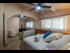 Riberas-Del-Pilar-Chapala-Casa-Vereda-Al-Lago-08-Master-Bedroom