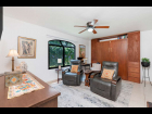 San-Antonio-Tlayacapan-Unique-Lock-&-Go-Oasis-14-TV-Room
