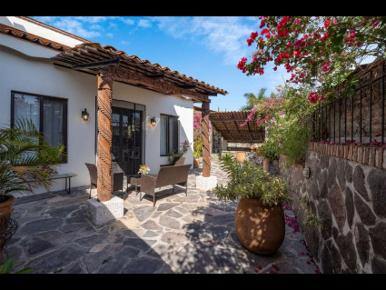 Casa Dos Marías