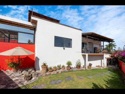 Casa Dos Marías