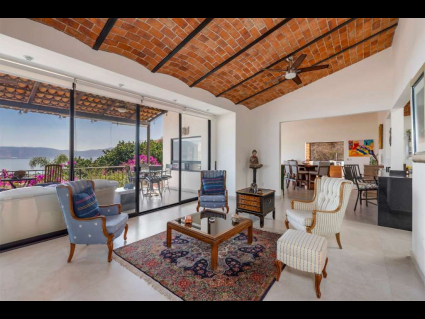 Casa Dos Marías