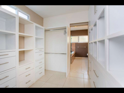 JOCOTEPEC-VISTA-DEL-ANGEL- DREAM-13-MASTER-WALK-IN-CLOSET