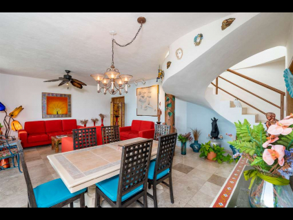 San-Juan-Cosalá-Casa-Paulo-06-Living-and-Dining-Area