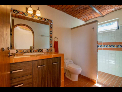 San-Juan-Cosalá-Casa-Harmony-13-Upstairs-Bathroom