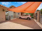 San-Juan-Cosalá-Coxala-Dreams-02-Parking-Carport