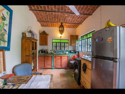Ajijic-Terreno-Oportunidad-Ajijic-04-Dining-Kitchen-Area