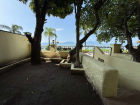 Jardin y vista ala lago