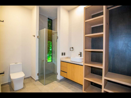 San-Antonio-Tlayacapan-Casa-Aurora-09-Guest-Bathroom