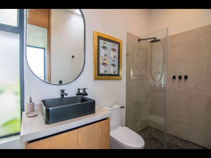 San-Antonio-Tlayacapan-Casa-Boreal-13-Guest-Bathroom
