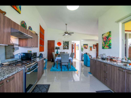 Chapala-Jacarandas-Breeze-08-Kitchen