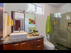Chapala-Jacarandas-Breeze-10-Bathroom