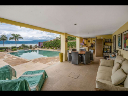 Ajijic Treasure Estate