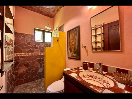 Unit 2, Second Floor Bathroom