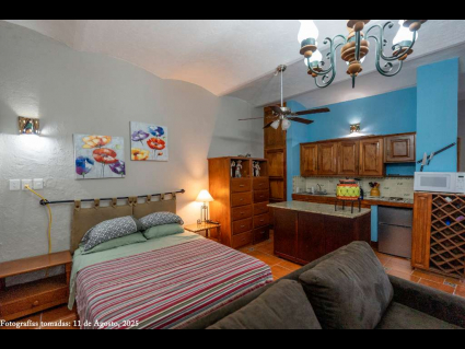 11 - Independant Studio Casita