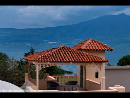 05---Lake-Adjacent-Estate-with-Lake-and-Mountain-Views