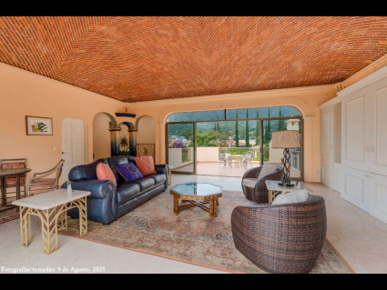 07 - Second Floor Great Room and Mountainn View North Terrace