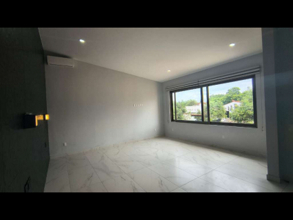 Casa Amarilla