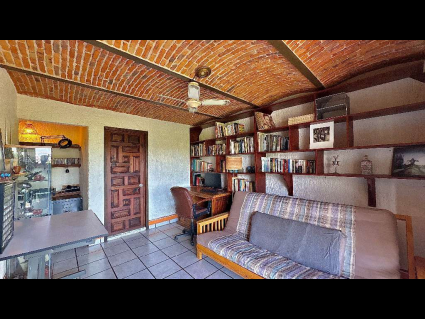 Casa Banks