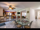 Ixtlahuacan-De-Los-Membrillos-Rancho-Ontario-03-Dining-And-Kitchen-Area