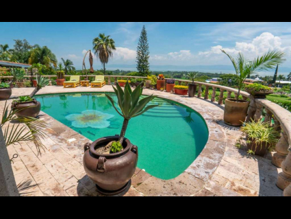 10453_1_golf_club_paradise_with_lake_view