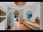 07---Main-House-Foyer-with-Cupola-Dome
