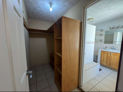 Baño y closet