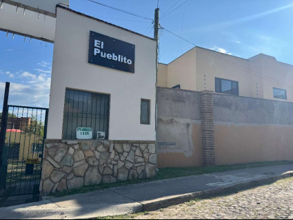 Entrada al Pueblito