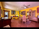 Unit 1, Great room