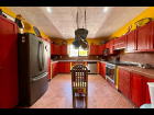 Unit 4, Kitchen