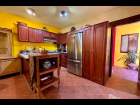 Unit 1, Kitchen