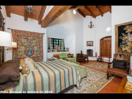 10 - The French Guest Suite