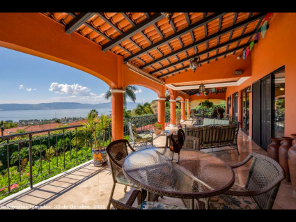 03 - South Facing Terrace has 2 Dining and 2 Living Areas