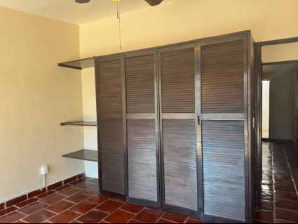 Closet 2